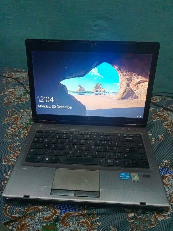 HP Probook 6470b 4 GB ram 128 GB SSD 5