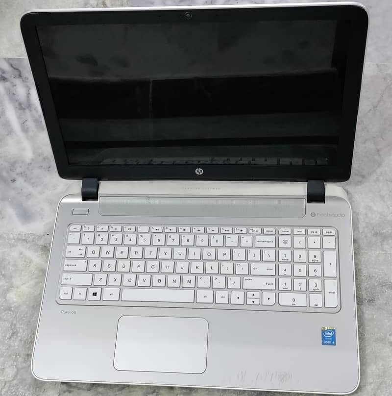 HP Pavilion P239ne 15" Screen for Sale 0