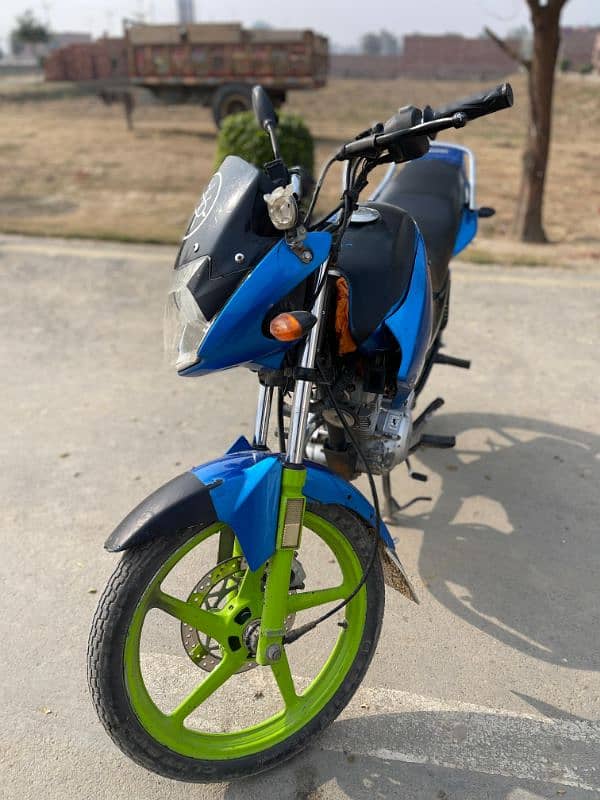 Yamaha ybr 125 cc model 2015 3