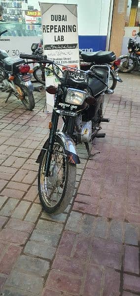 Honda cg 125 2018 model mint condition 5