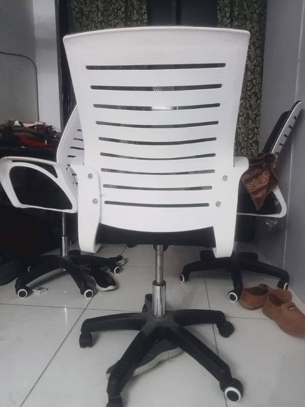 Office chairs for sale. 6