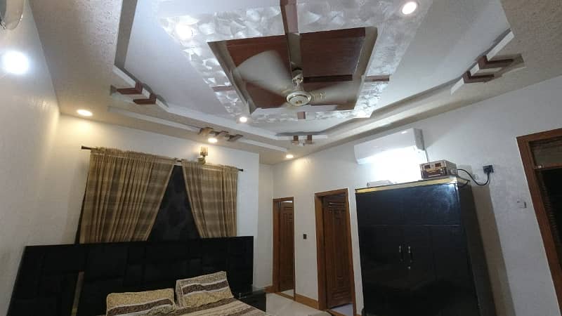 240 SQ YARD UPPER PORTION FOR SALE IN GULSHAN-E-IQBAL BLOCK 1 10