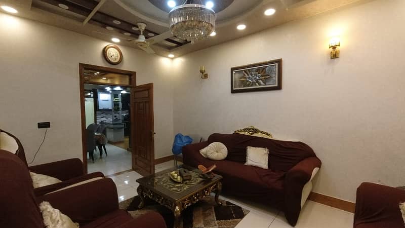 240 SQ YARD UPPER PORTION FOR SALE IN GULSHAN-E-IQBAL BLOCK 1 19