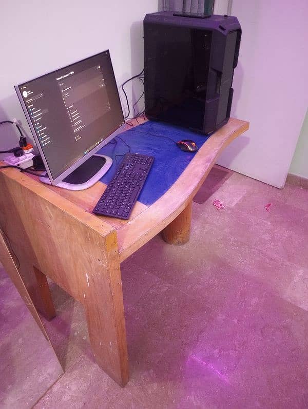 computer table 0