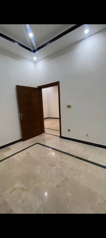 Ground floor Beautiful apartment of rent is available 1