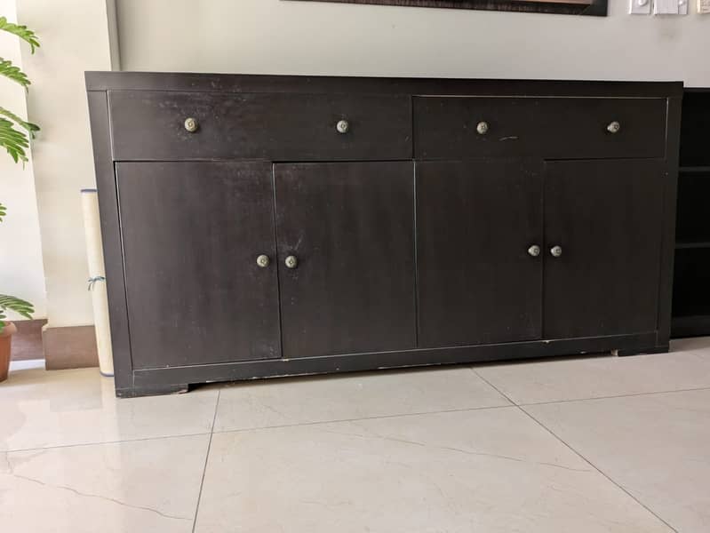 King Size Bed / Side Tables  / cupboard / bedroom furniture for sale 5