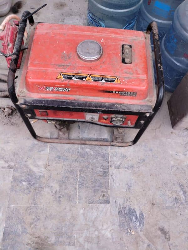 saaf suthra chalta WA generator hai gas n petrol both 1