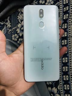 OPPO F11 8/256GB complete box 03135733102