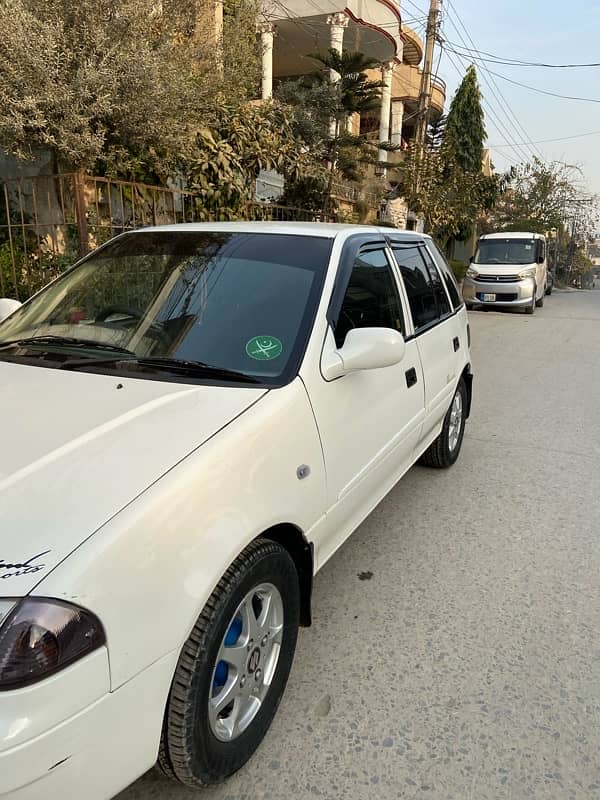 Suzuki Cultus VX 2016 1