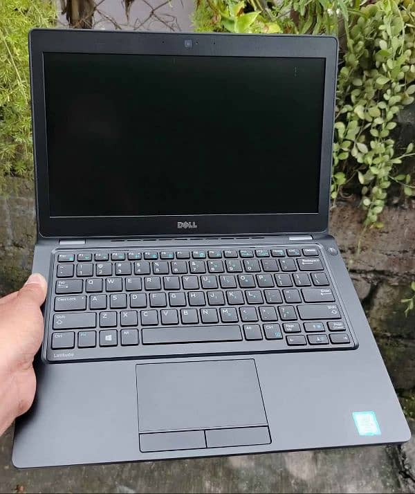 Dell Laptop Core i5 7th generation mint condition 1