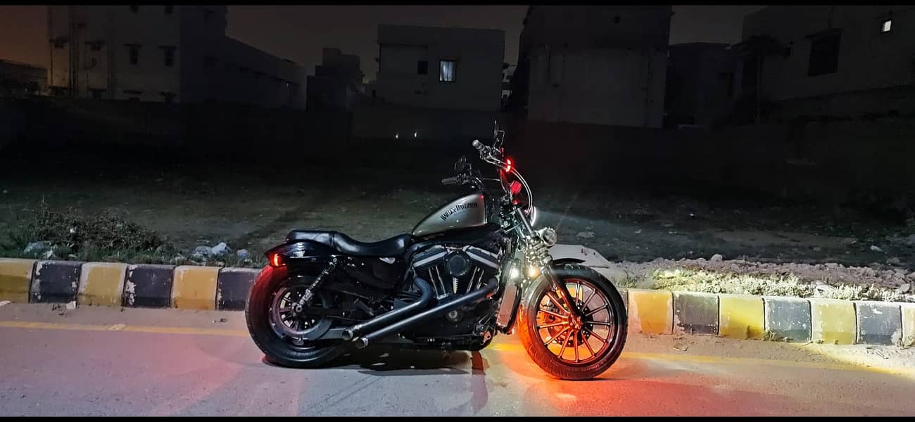 Harley davidson Iron 883 (2011) MODEL  | Harley in bikes | Iron 883 16