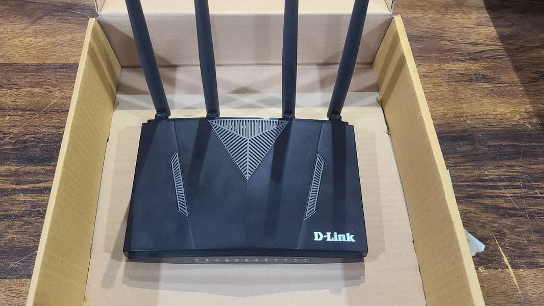 Dlink 4G LTE SIM Router AC1200 M960 Official PTA Approved (With box) 2