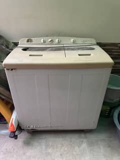 Dawlance top load semi automatic washing machine