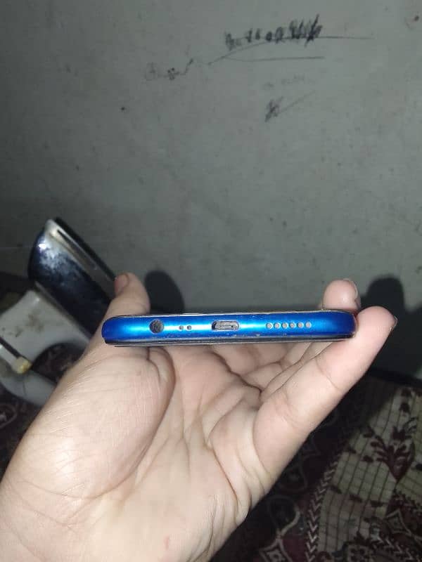 oppoa5 10/10 condition 2