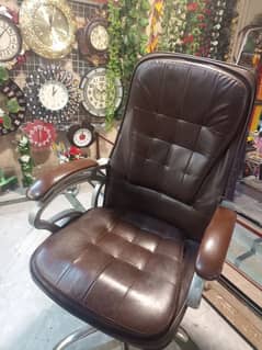 leather revolving chairs