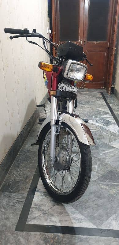 Honda CD 70 for sale in original condition. 4