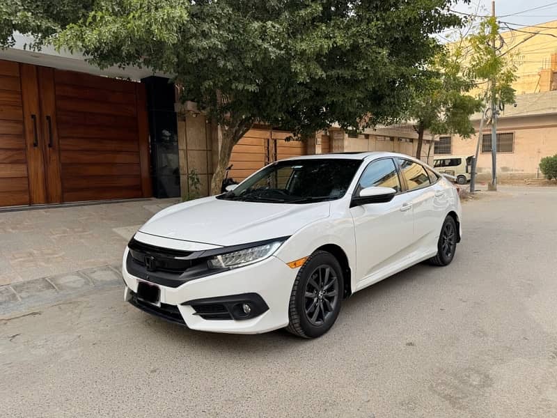 Honda Civic VTi Oriel Prosmatec 2020 1