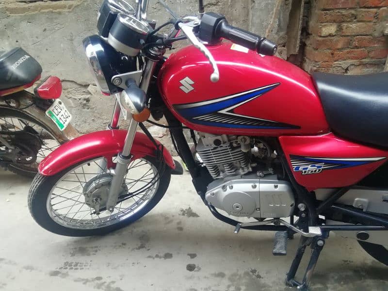 *Suzuki  GS 150  ( Model  2023 )  Total Genuine* 3