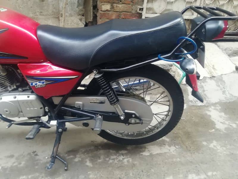 *Suzuki  GS 150  ( Model  2023 )  Total Genuine* 4