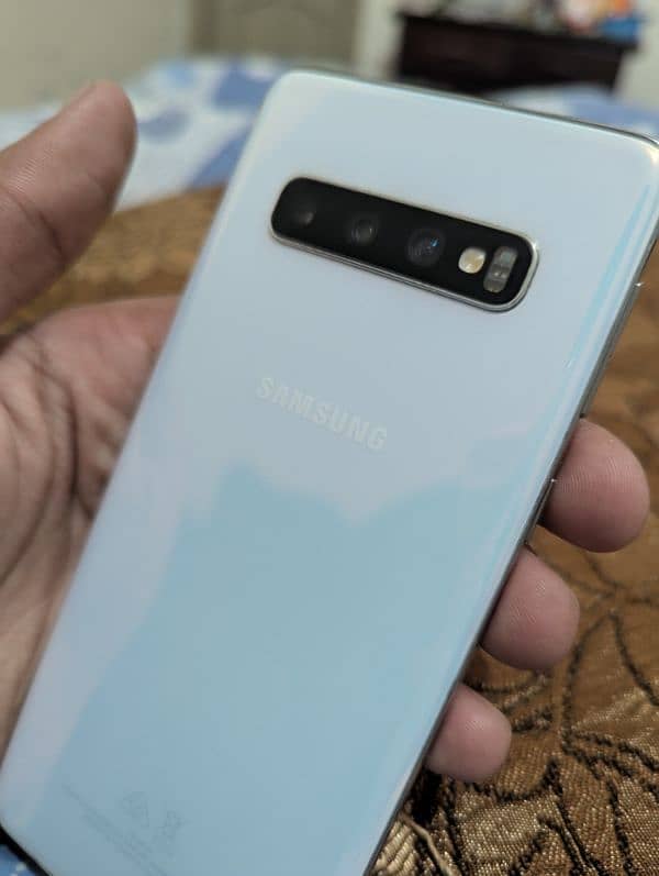 Samsung S10 8/128gb 6