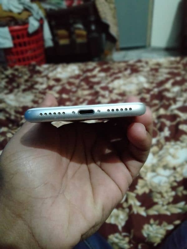 iphone 8 non pta lush condition 2