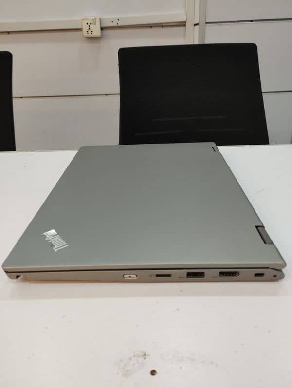 Lenovo Yoga L13 360° Touch 5