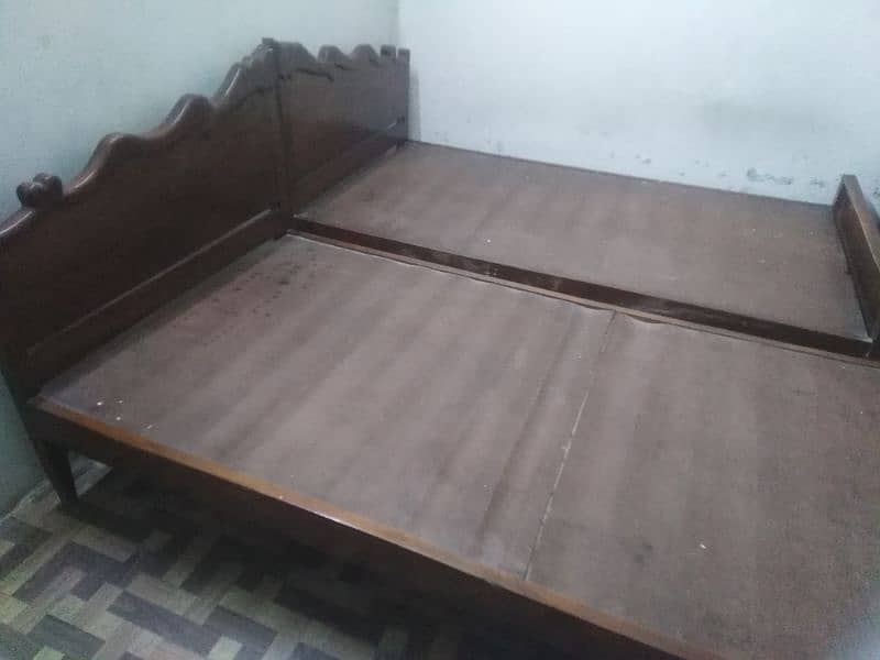 Wooden bed 2