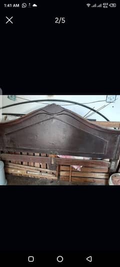 urgent sale bed and mirror and tablet