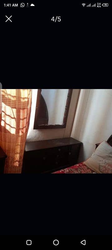 urgent sale bed and mirror and tablet 4