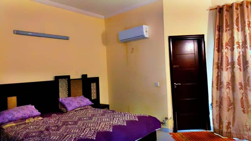 Daily basis Guest house Available for rent 4