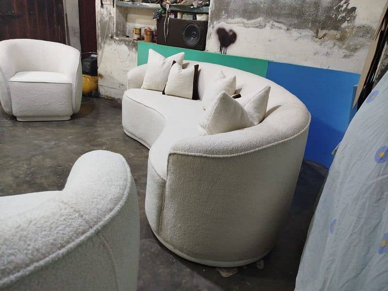 Curvey sofas /Sofa set /Furniture 1