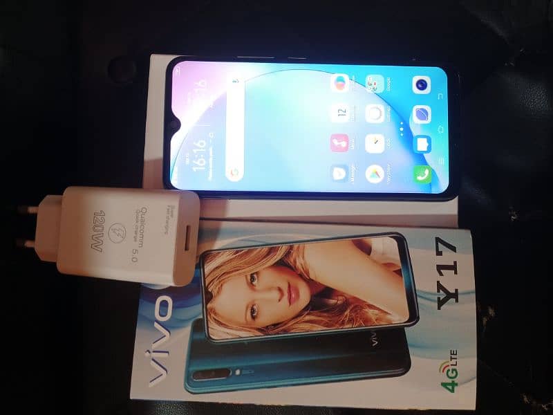 vivo y17 (8/256) ram full new with box and charger lush condition 4