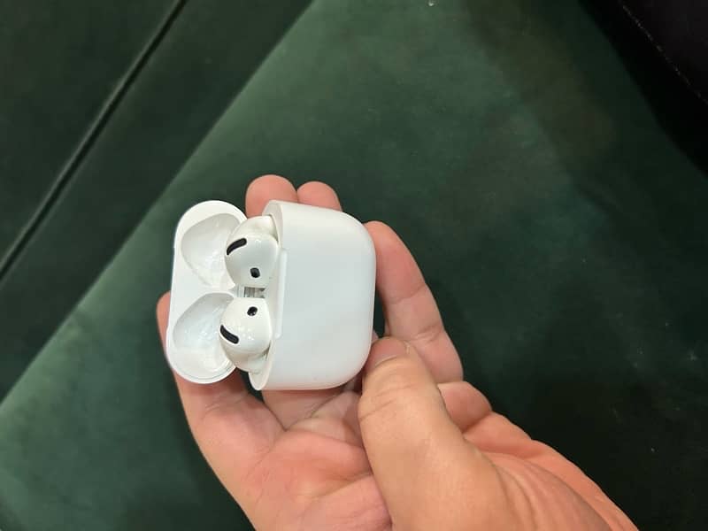 Airpods 4 3