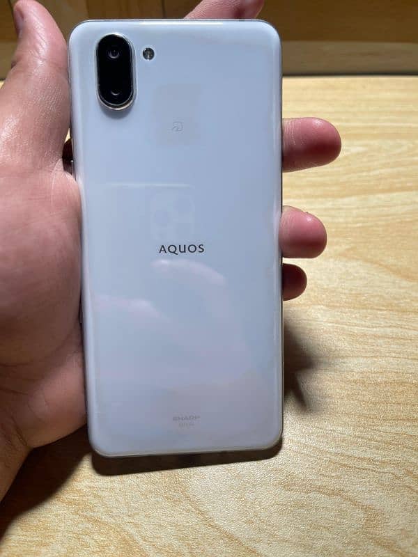 sharp Aquos r3 non pta  6/128 0