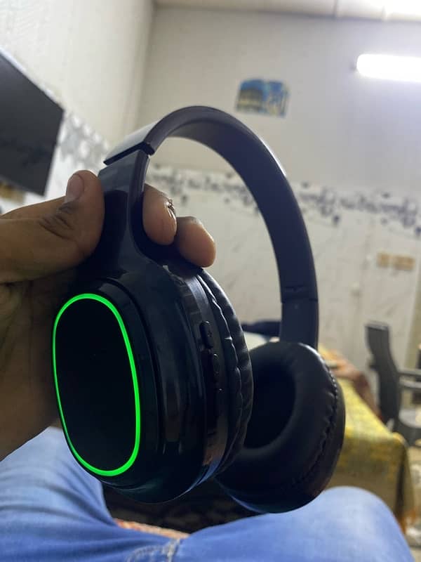 New Trands Headphone Battery Timing 12 hours without light WITHLight 7 0