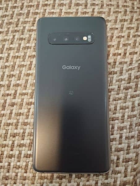 SAMSUNG GALAXY S10 9