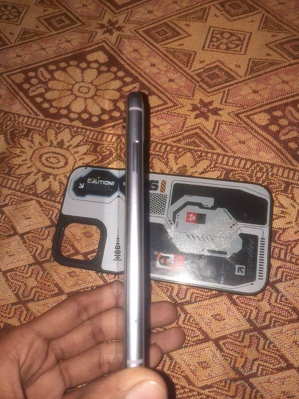 iphone 11 for sale 3