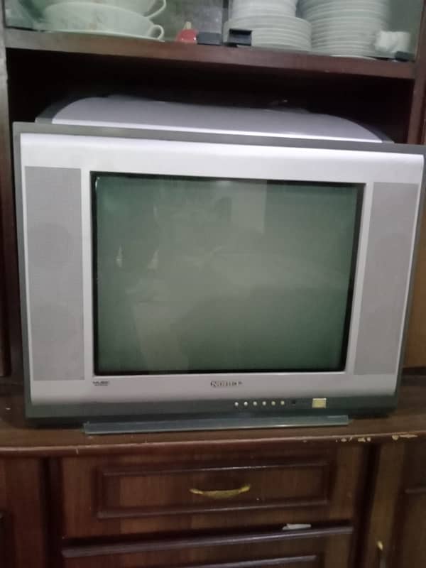 Nible Tv With big woffer for sale 2