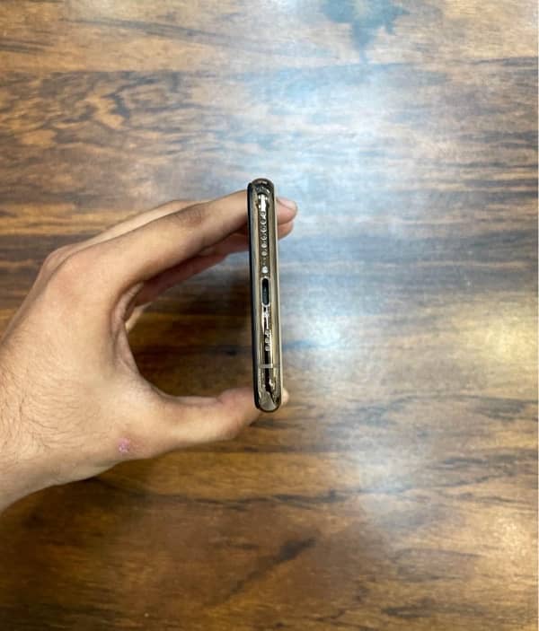 iPhone 11 Pro PTA Approved 3