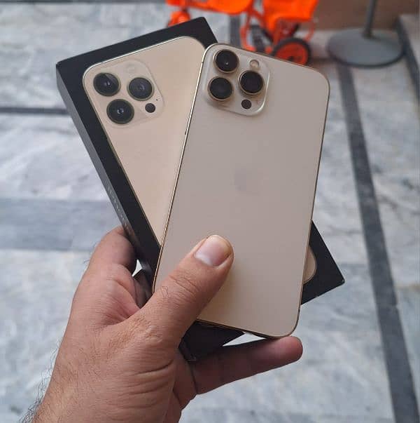 iphone 13 pro mix 128 gb golden coler 0