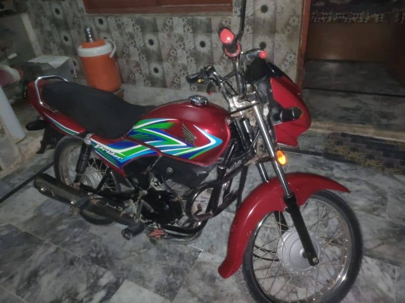 Honda 100 cc prider 4