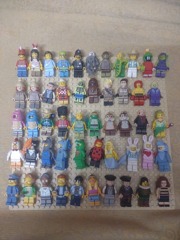 lego Exclusive& rare Minifigures 1