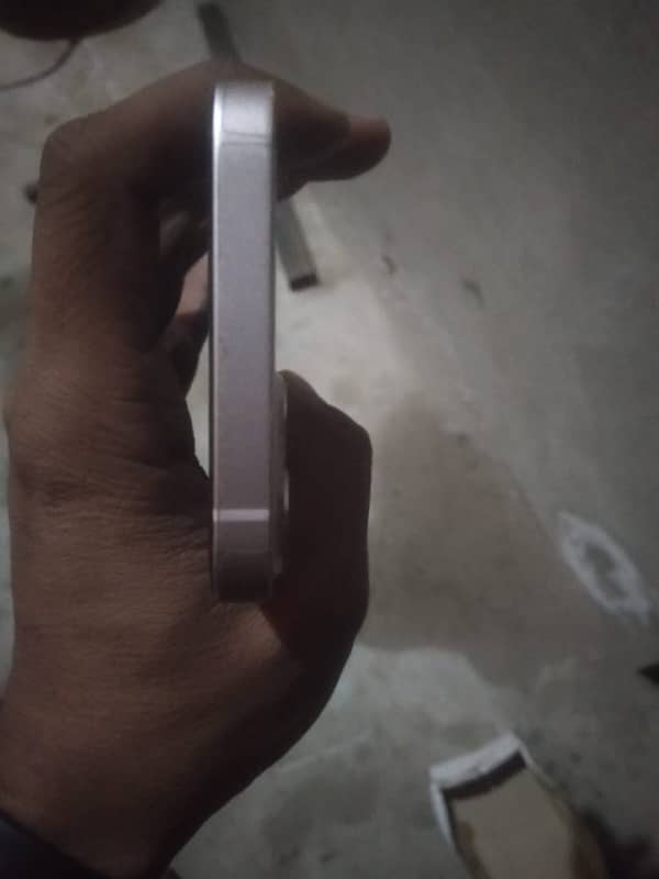 iPhone 13 pta approved 128 gb 5