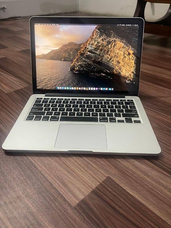 Apple MacBook Pro 2015 0