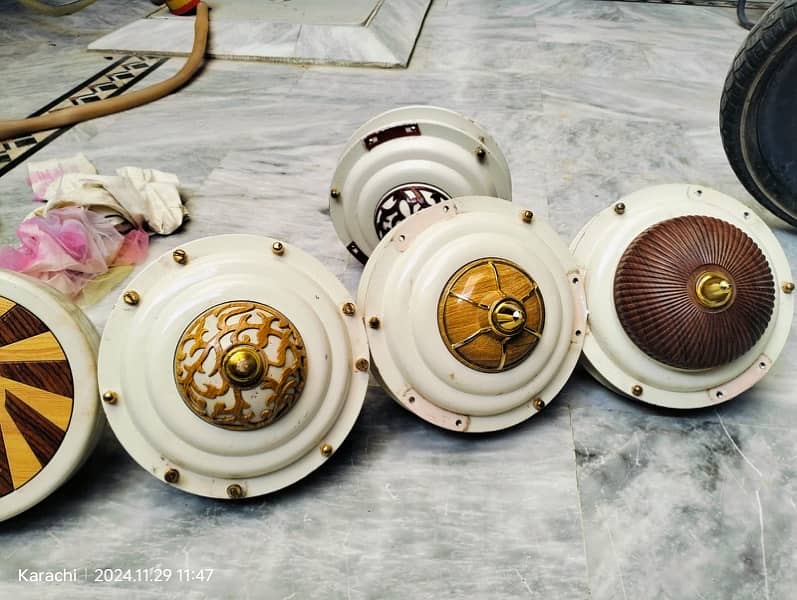 Fans in Good Condition 8