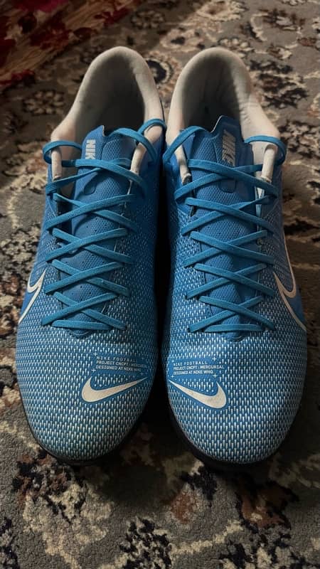 nike vapour 13 blue football grippers (uk 10.5) 1