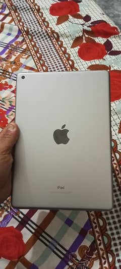 @apple. com IPAD 6TH Generation 2019.128 GB storage