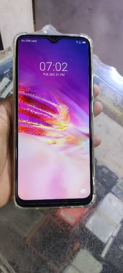 hot 9 play bilkul ok fresh phone 4gb ram 64 gb memori box bhi hai