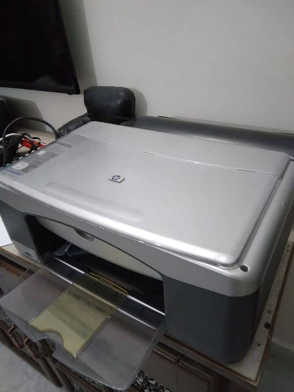 HP Printer (color + black & white) 3