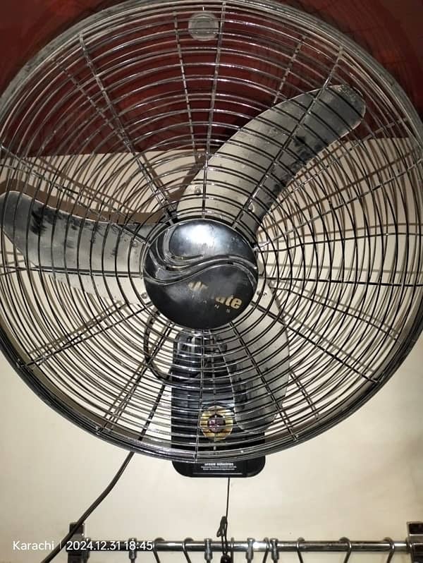 Orante Bracket Fans Good Condition 1